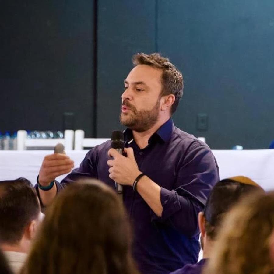 Em SC, deputado pede que público "uive" em audiência pública. - Reprodução/Redes sociais