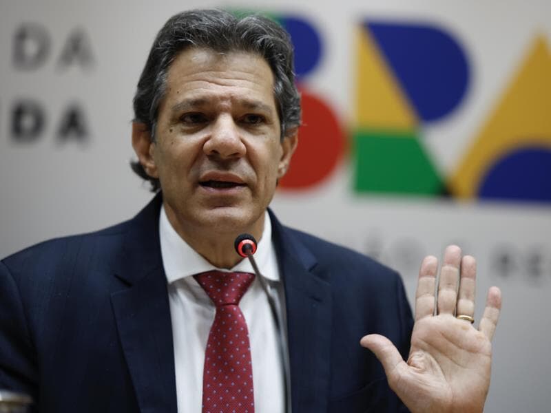 Haddad: "Rever aquilo que pode gerar problemas para a economia brasileira são posturas que se espera de uma equipe séria". - Pedro Ladeira/Folhapress