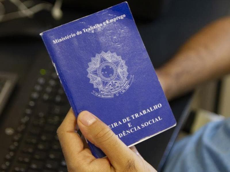 Taxa de desemprego ficou estável em três meses, segundo o IBGE. - J.Souza/Ato Press/Folhapress
