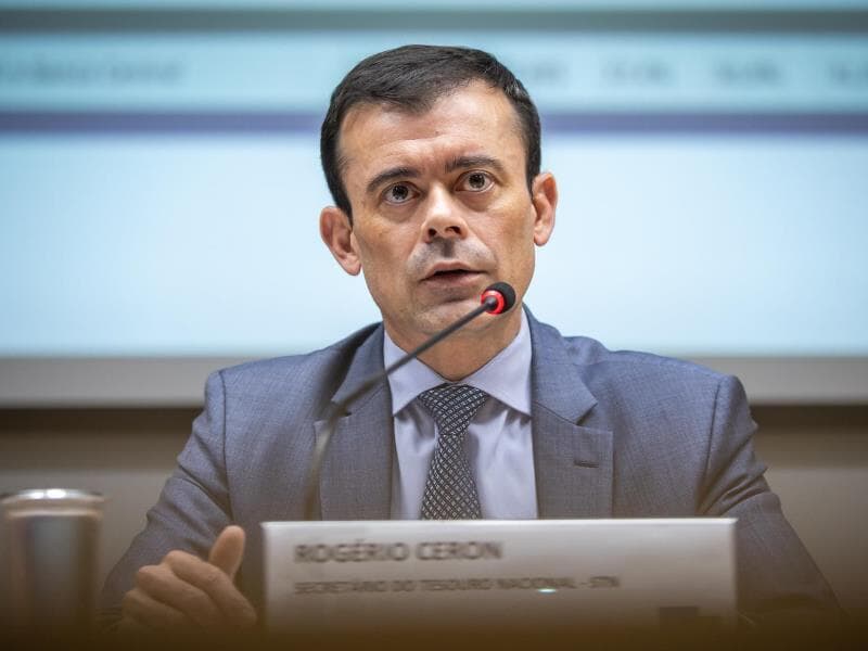 Secretário do Tesouro, Rogério Ceron, admite que ainda não há um plano B em relação ao aumento do IOF. - Diogo Zacarias/MF