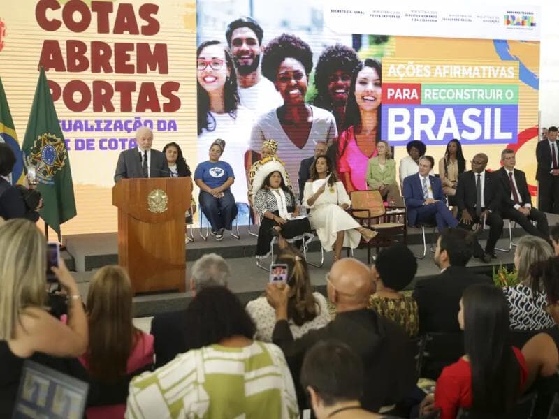 Nova lei de cotas estende o direito a quilombolas. - Marcelo Camargo/Agência Brasil