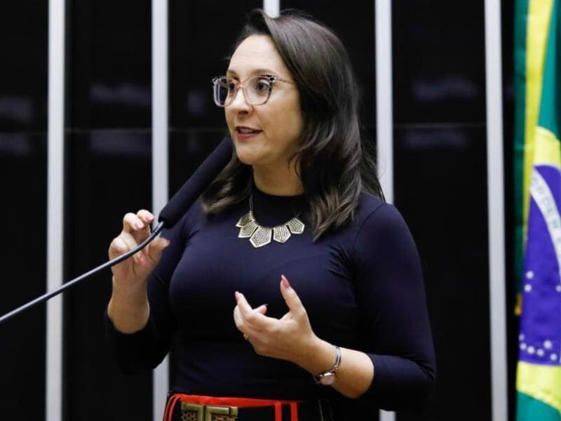 A deputada Renata Abreu (Podemos-SP) é a autora do projeto. - Mario Agra/Câmara dos Deputados