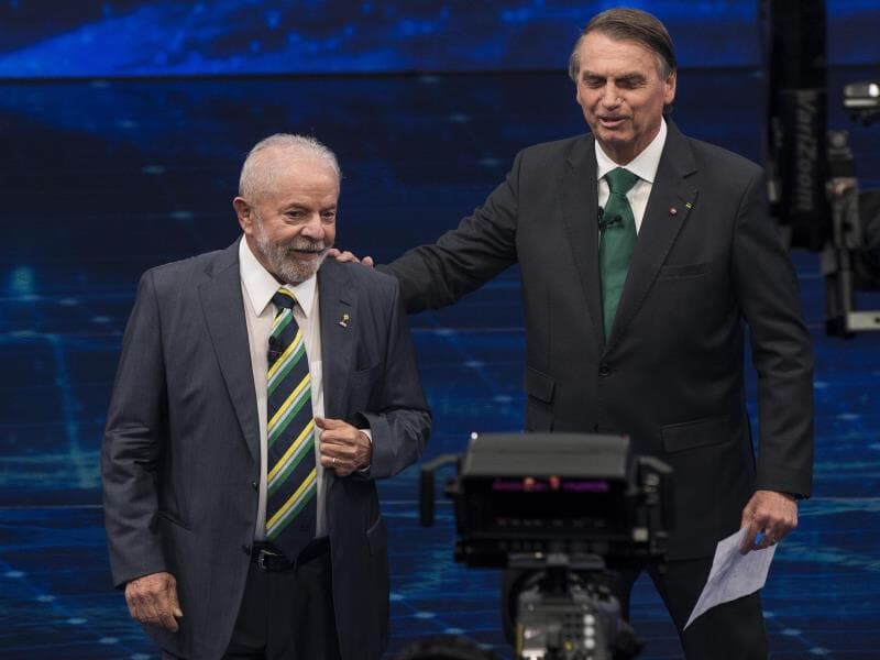 Lula e Bolsonaro durante debate na disputa presidencial de 2022. - Marlene Bergamo/Folhapress