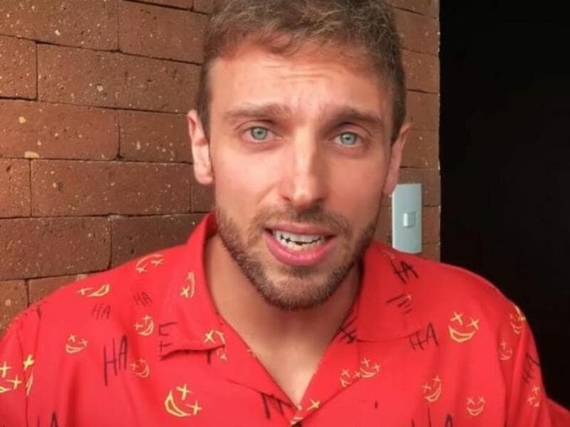 Humorista Léo Lins foi condenado por piadas consideradas discriminatórias. - Reprodução/Internet