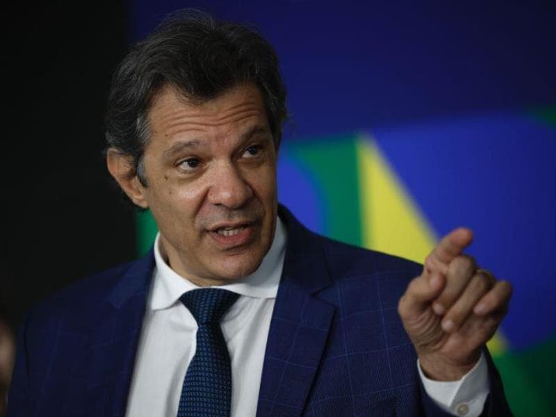 O ministro Fernando Haddad: "O que eu não gosto é a pessoa xinga e sai correndo" - Pedro Ladeira/Folhapress