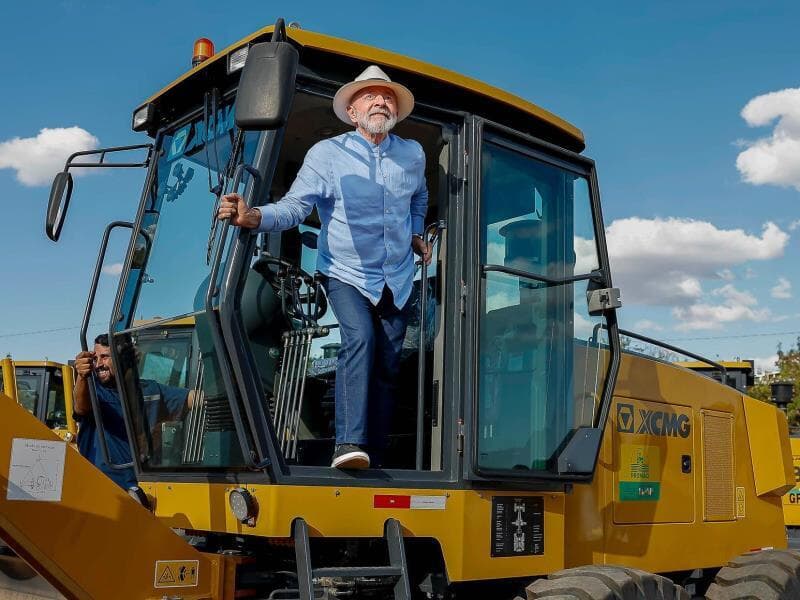 Lula em visita e cerimônia de entrega de máquinas agrícolas a municípios de Minas Gerai. - Ricardo Stuckert/PR
