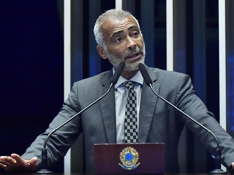 Romário cobra resposta do governo e diz que "cada hora é crucial" no resgate de Juliana - Waldemir Barreto/Agência Senado