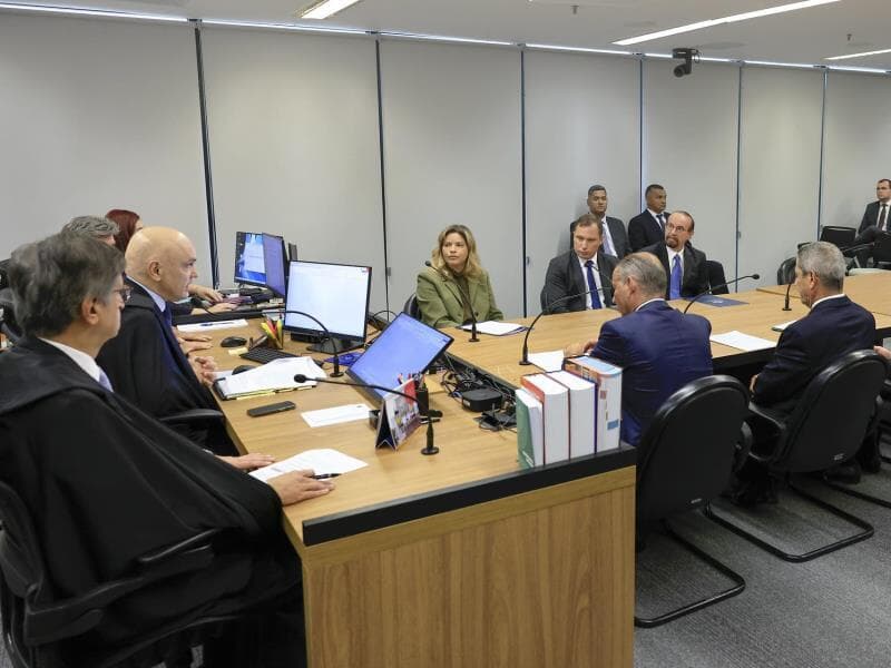 Militares negam versões um do outro sobre encontros e apoio logístico a atos golpistas. - Rosinei Coutinho/STF