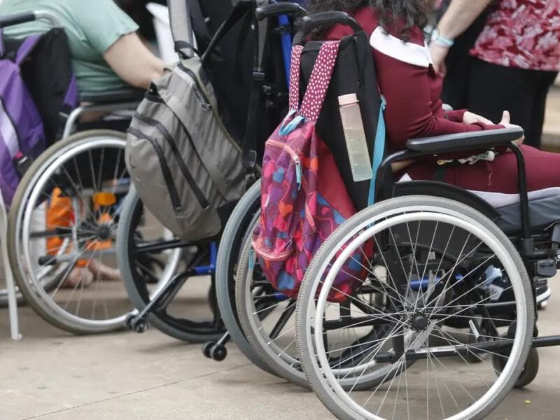 Projeto amplia alcance de benefício na conta de luz para famílias com pessoas com deficiência. - Paulo Pinto/Agência Brasil