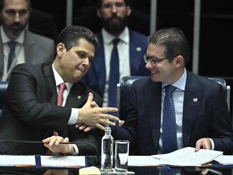 Para os presidentes do Senado e da Câmara, Davi Alcolumbre e Hugo Motta, atual modelo de emendas é constitucional. - Ton Molina /Fotoarena/Folhapress