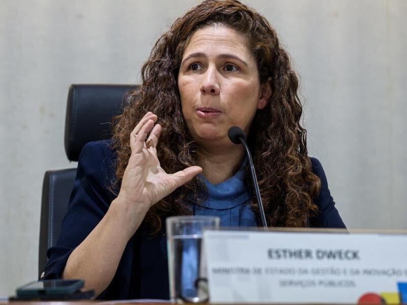 A ministra da Gestão e da Inovação em Serviços Públicos, Esther Dweck. - Valter Campanato/Agência Brasil