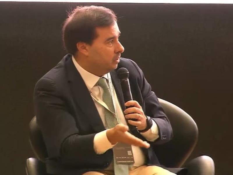 Rodrigo Maia foi presidente da Câmara dos Deputados e hoje comanda a Fin (Confederação Nacional das Instituições Financeiras). - Reprodução/IDP