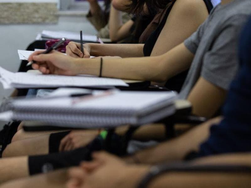 Nova lei é uma reação a ataques violentos em escolas. - Mathilde Missioneiro/Folhapress
