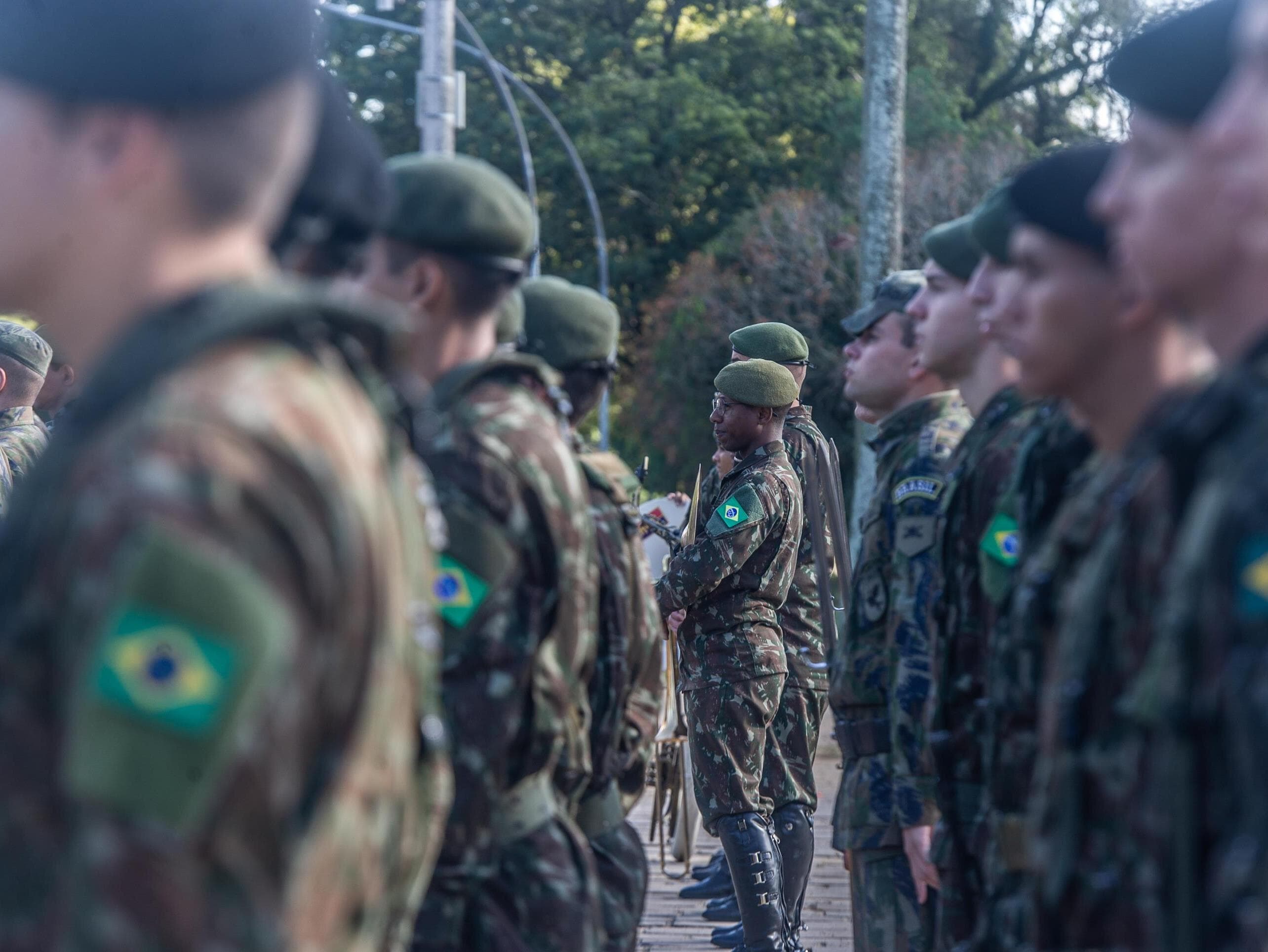 Militares terão 4,5% de reajuste em 2025 e 4,5% em 2026. - Evandro Leal/Agencia Enquadrar/Folhapress