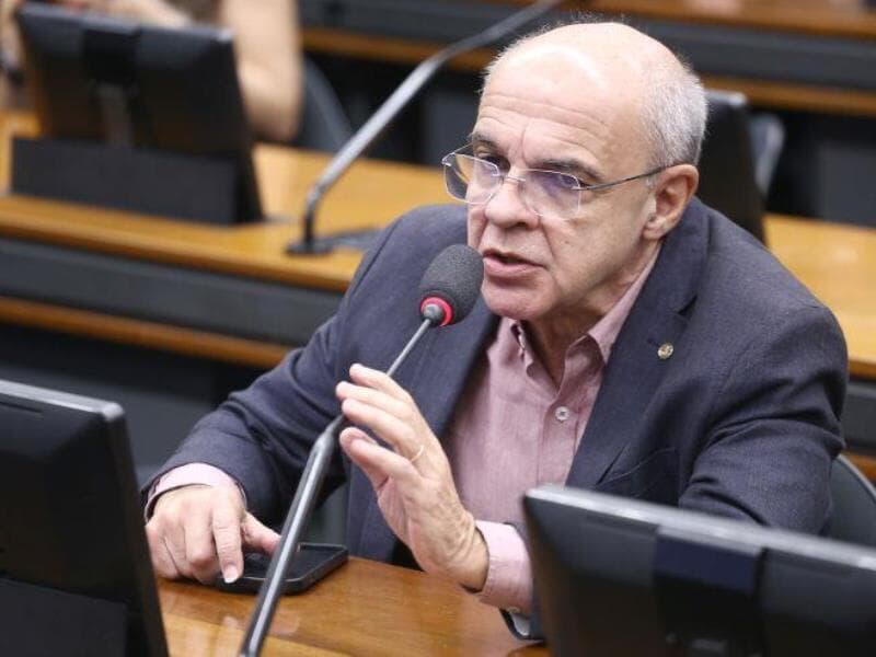 O deputado Bandeira de Mello (PSB-RJ) é o autor da proposta. - Vinicius Loures/Câmara dos Deputados