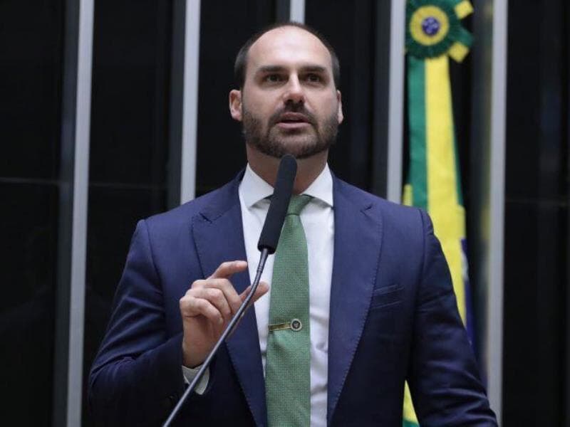 Eduardo Bolsonaro (PL-SP) licenciou-se do mandato de deputado e hoje mora nos Estados Unidos. - Vinicius Loures/Câmara dos Deputados