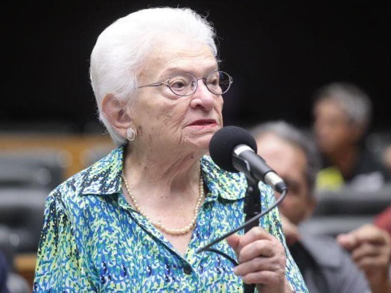 Proposta é da deputada Luiza Erundina (Psol-SP). - Bruno Spada/Câmara dos Deputados