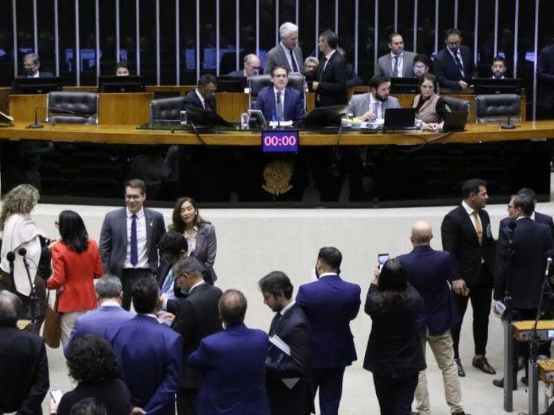 Plenário da Câmara dos Deputados: deputados tramitação decidiram na terça-feira (15) acelerar a tramitação de três projetos. - Kayo Magalhães/Câmara dos Deputados