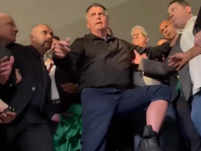 Bolsonaro deve explicar vídeo com tornozeleira. - Reprodução / Redes Sociais 