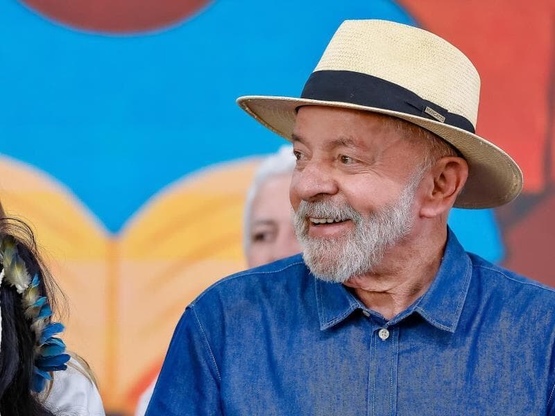 Lula provocou seu antecessor, ironizando o isolamento após a derrota eleitoral em 2022. - Ricardo Stuckert / PR