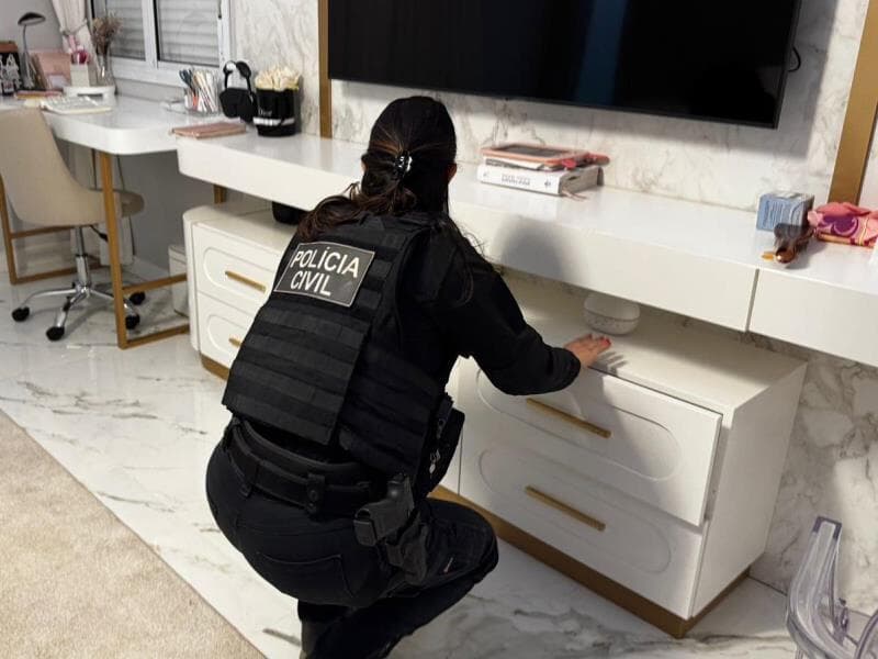 Operação da Polícia Civil contra lavagem de dinheiro no Rio Grande do Sul. - Miguel Noronha/Agência Enquadrar/Folhapress