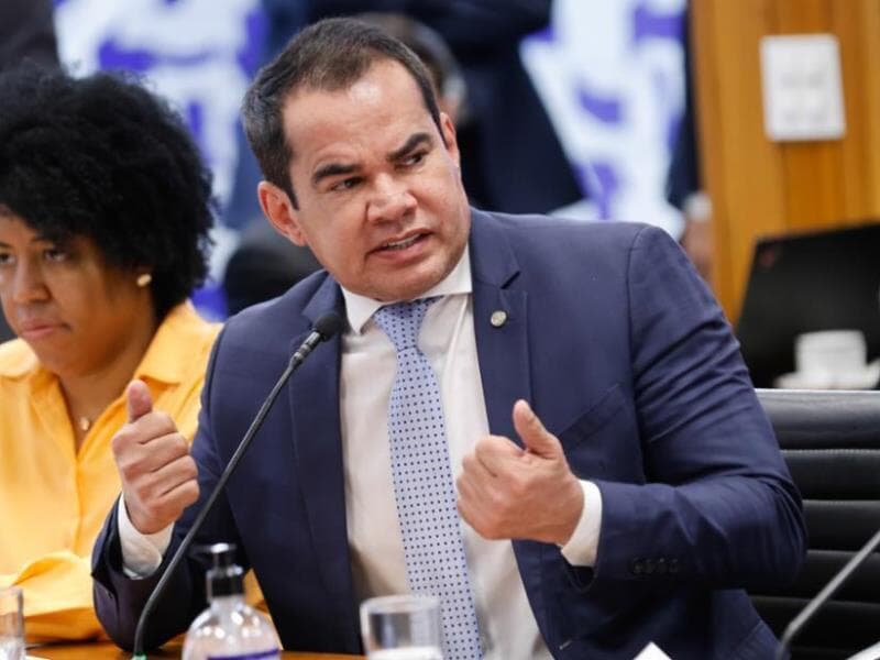 O deputado cita o patrocínio das casas de aposta aos times de futebol do Campeonato Brasileiro para justificar o projeto. - Marina Ramos/Câmara dos Deputados