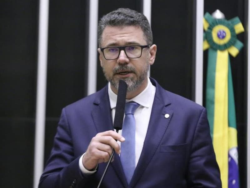 O parlamentar afirma que a proposta também contribui "para a segurança pública e a redução de acidentes". - Kayo Magalhães / Câmara dos Deputados