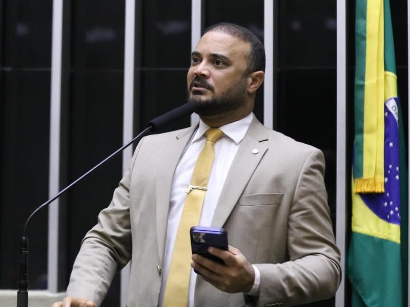Capitão Alden propõe acesso restrito a armas e equipamentos via atas de segurança pública. - Kayo Magalhães/Câmara dos Deputados
