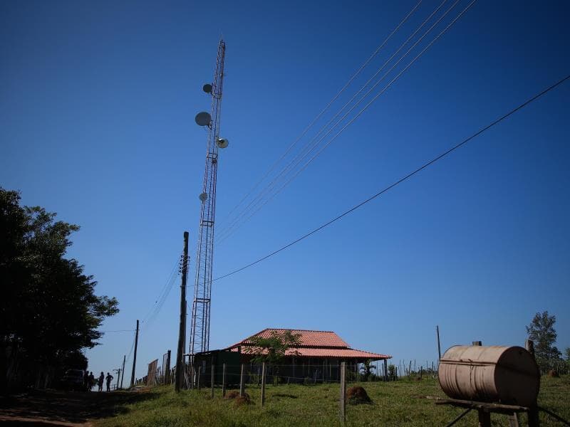 Isenção de taxas para antenas em áreas rurais visa expandir conectividade. -  Zanone Fraissat/Folhapress