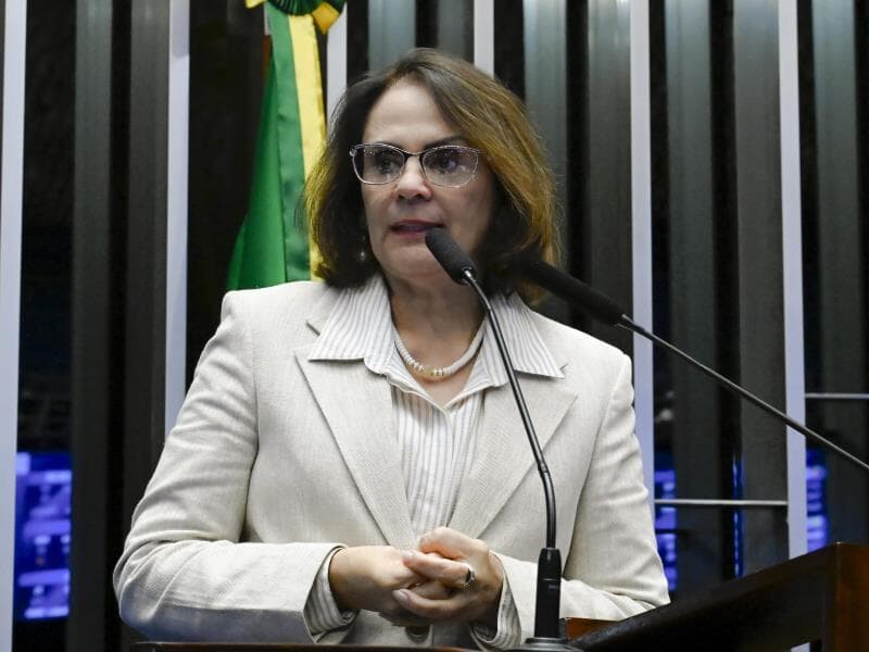 Damares citou programas antigos de televisão para relembrar que a adultização sempre aconteceu. - Waldemir Barreto/Agência Senado