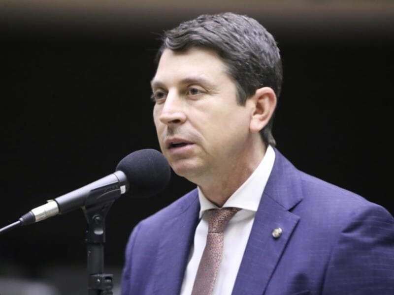 Juninho do Pneu (União-RJ), autor do projeto. - Kayo Magalhães/Câmara dos Deputados