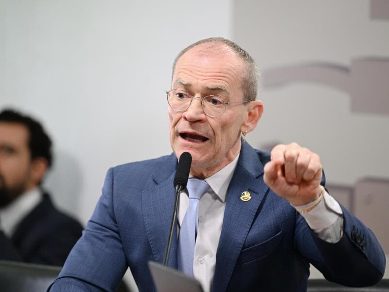 Texto de autoria de Fabiano Contarato (PL-ES) segue para a CCJ. - Edilson Rodrigues/Agência Senado