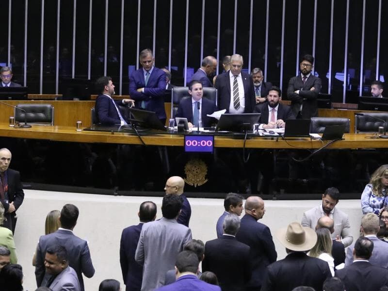 Requerimento de urgência recebeu apoio unânime em votação simbólica na Câmara. - Kayo Magalhães / Câmara dos Deputados