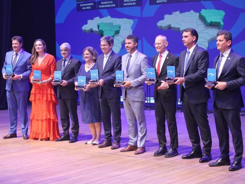 Prêmio Congresso em Foco 2025 contempla parlamentares de todos os Estados. - Congresso em Foco