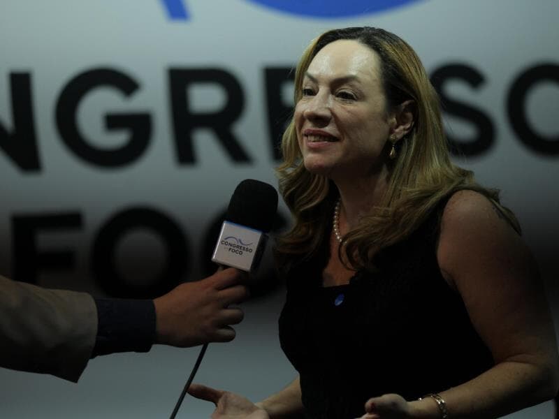 "A valorização do Parlamento é imprescindível", diz Adriana Accorsi. - Congresso em Foco