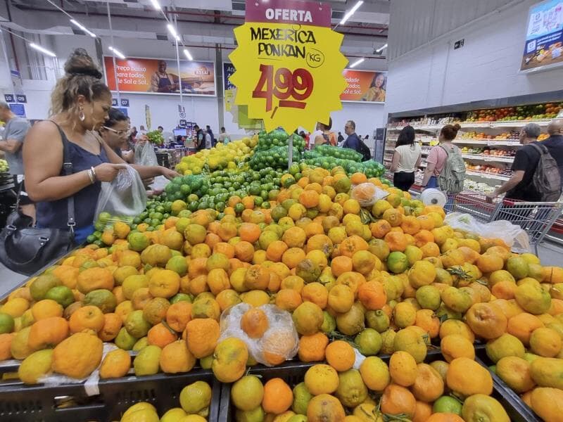 Prévia da inflação registra primeira queda desde 2023, segundo IBGE.  - Cris Faga/Dragonfly Press/Folhapress