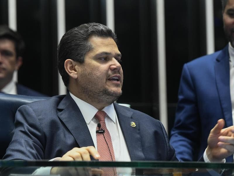 Davi Alcolumbre se pronunciou após questionamentos de Eduardo Girão, aliado de Do Val. - Carlos Moura/Agência Senado
