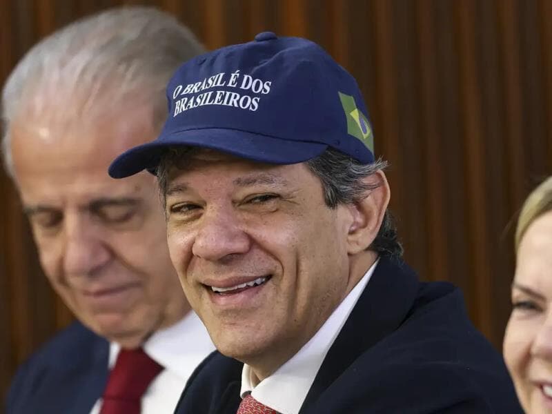 Segundo Haddad, há outras propostas importantes em tramitação, como a regulação do uso de Inteligência Artificial. - Marcelo Camargo/Agência Brasil