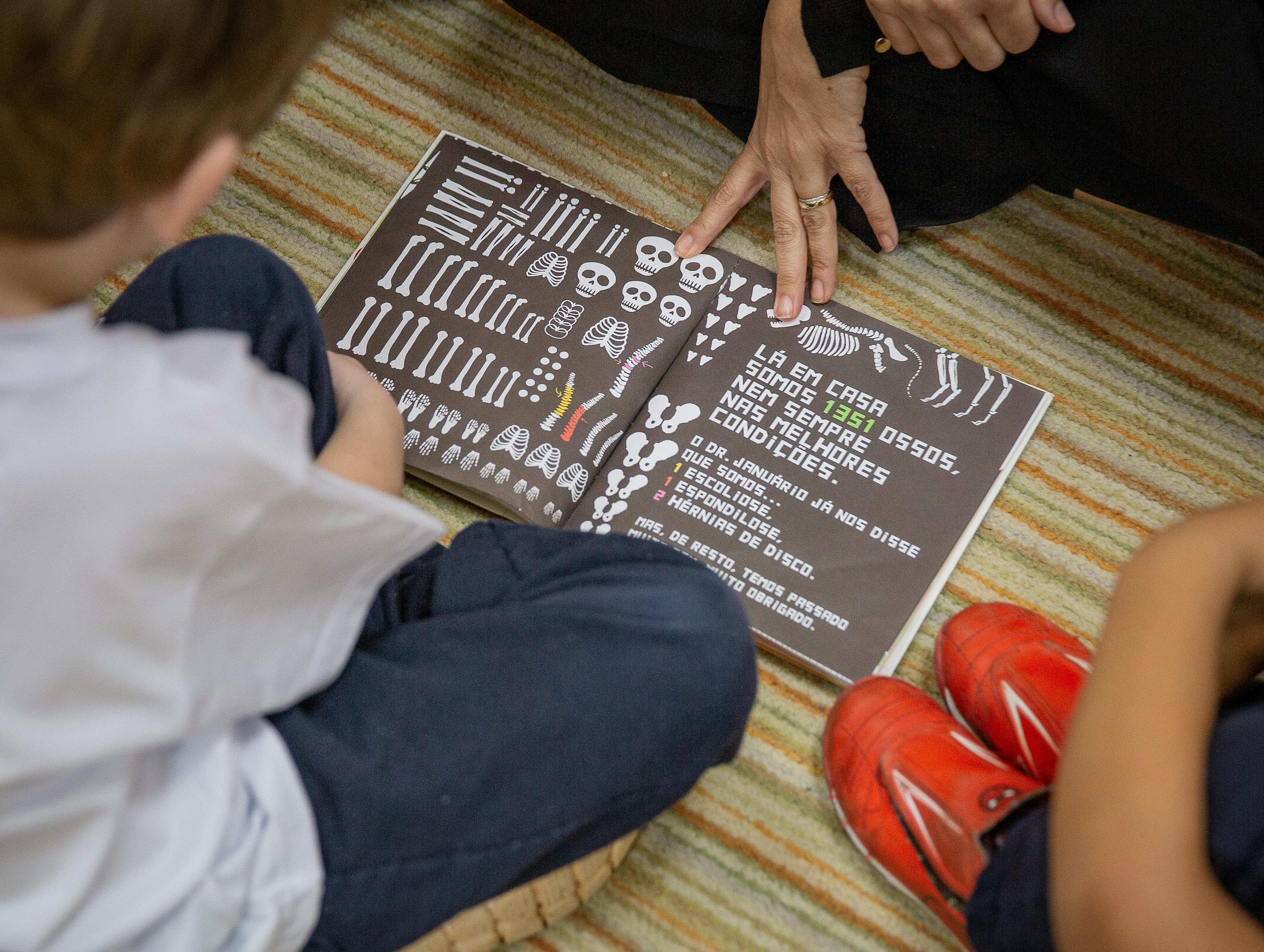 Projeto em análise no Senado busca reconhecer educadores de creches e pré-escolas como parte da carreira do magistério. - Jardiel Carvalho/Folhapress