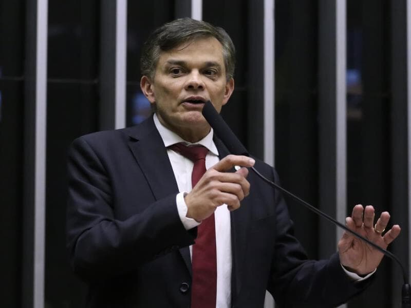 Requerimento de Dimas Gadelha cita impacto negativo das informações divulgadas. - Kayo Magalhães/Câmara dos Deputados