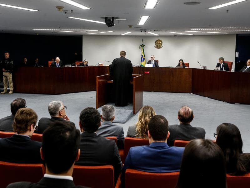 Procurador-geral da OAB fala em garantir respeito à advocacia no julgamento. - Gabriela Biló/Folhapress