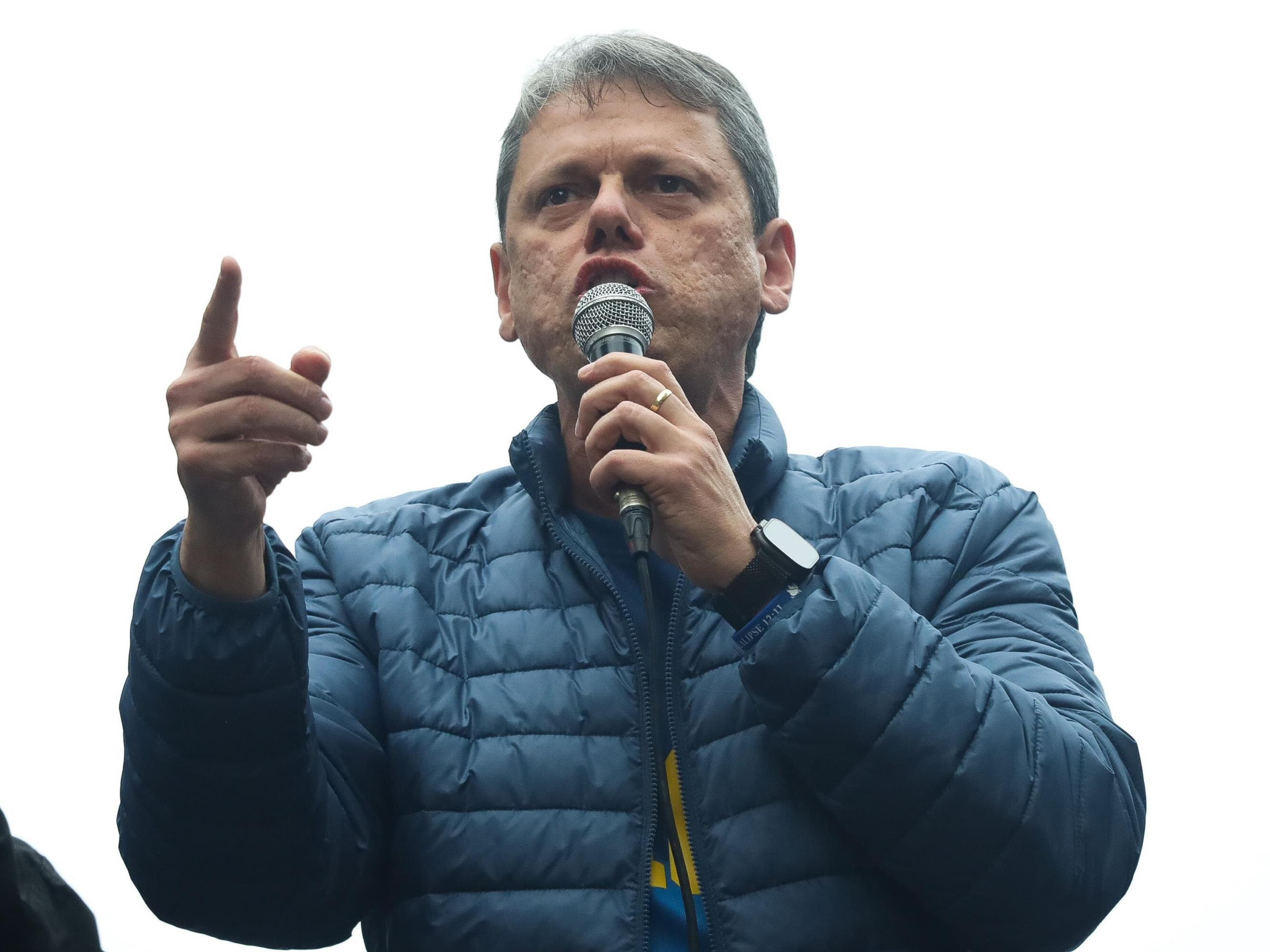 Tarcísio vinha sendo cobrado por Eduardo Bolsonaro a se posicionar maiis firmemente em relação à anistia de Bolsonaro. - Gabriel Silva/RasPress/Folhapress