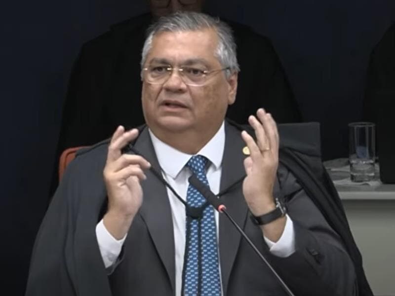 Ministro Flávio Dino profere voto em julgamento de Bolsonaro. - Reprodução/TV Justiça