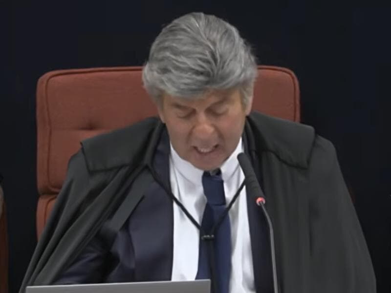 Ministro Luiz Fux profere voto. - Reprodução/TV Justiça