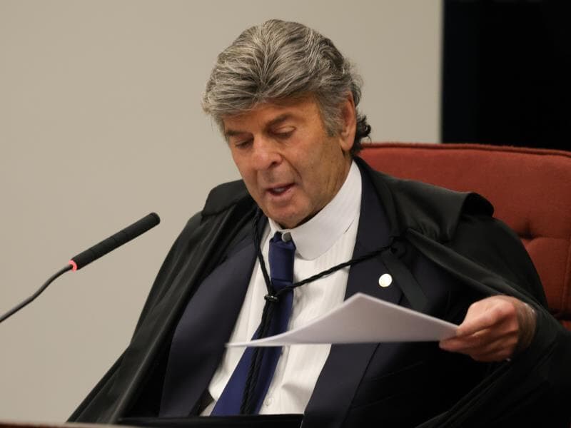 Fux apontou papel ativo de Cid na elaboração da Operação Punhal Verde e Amarelo. - Fabio Rodrigues-Pozzebom/ Agência Brasil