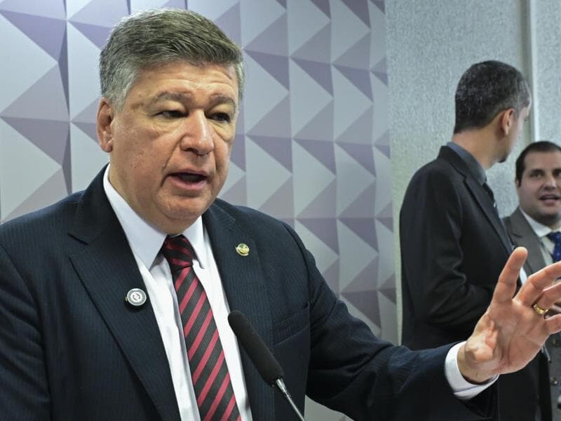 Carlos Viana expressou "indignação" com a demora para que Antônio Antunes fosse preso. - Geraldo Magela/Agência Senado