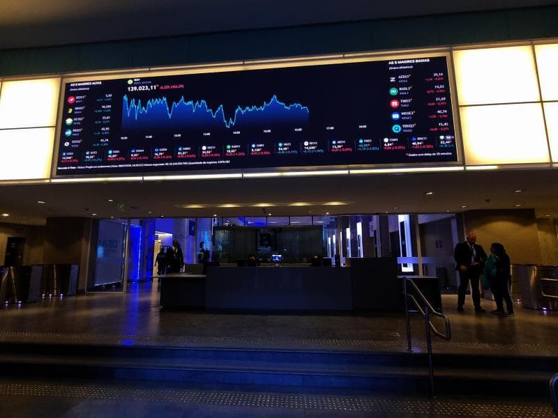 Painel eletrônico na Bolsa de Valores em São Paulo. - Cris Faga/Dragonfly Press/Folhapress