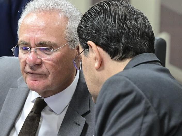 Renan diz que vai pautar na CAE projeto de Eduardo Braga para acelerar tramitação da isenção do Imposto de Renda no Senado. - Geraldo Magela/Agência Senado
