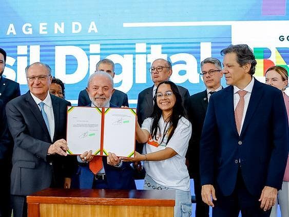 Projeto visa enfrentar desafios concorrenciais nos mercados digitais. - Ricardo Stuckert / PR