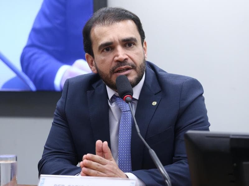 Freitas foi membro da base aliada de Bolsonaro, e acompanhou o governo Lula em 73% das votações.
 - Kayo Magalhães / Câmara dos Deputados